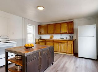 9 Riverbank Ct #A, Springvale, ME 04083
