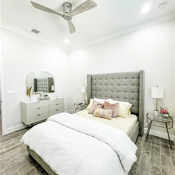 7289 Saona Ct — Photo 9