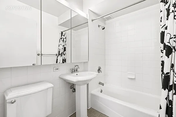 Rented by Corcoran | media 39