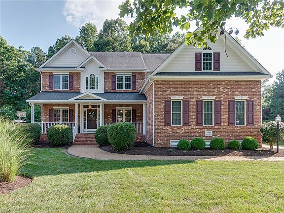 3rd image of 5681 Regal Ct