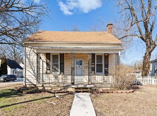 1001 La Salle St, Belleville, IL