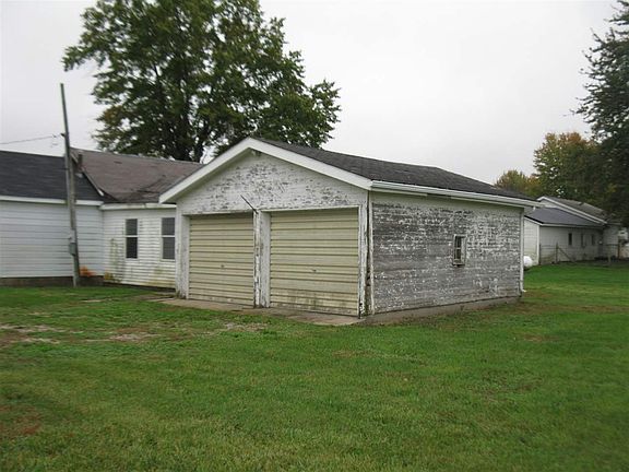 2nd image of 7607 N Decker St