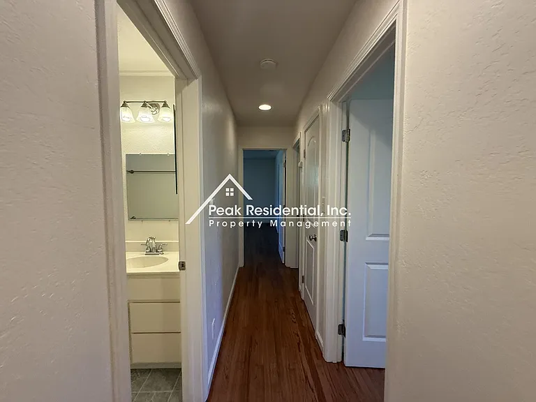 4301 Cottage Way — Photo 16