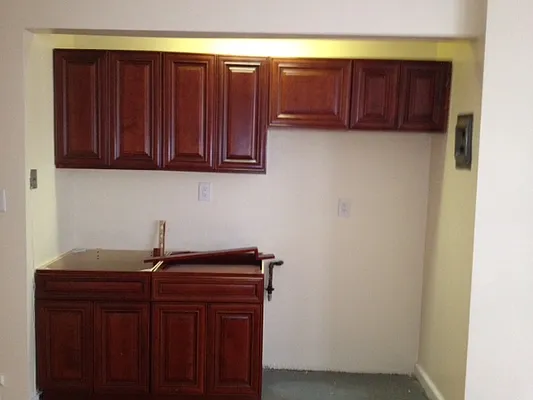 Rented by Moses Stoller, LREB | media 10