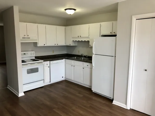 1020 Hickory Hill Ln, Hermitage, TN 37076