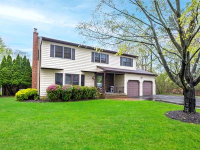 2 Heritage Lane, Miller Place, NY, 11764