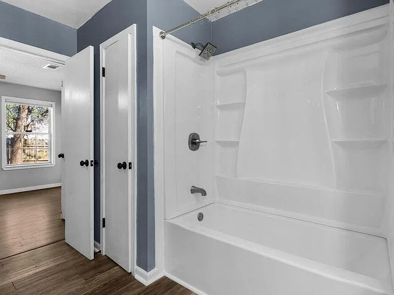 1819 Heartland Dr — Photo 15