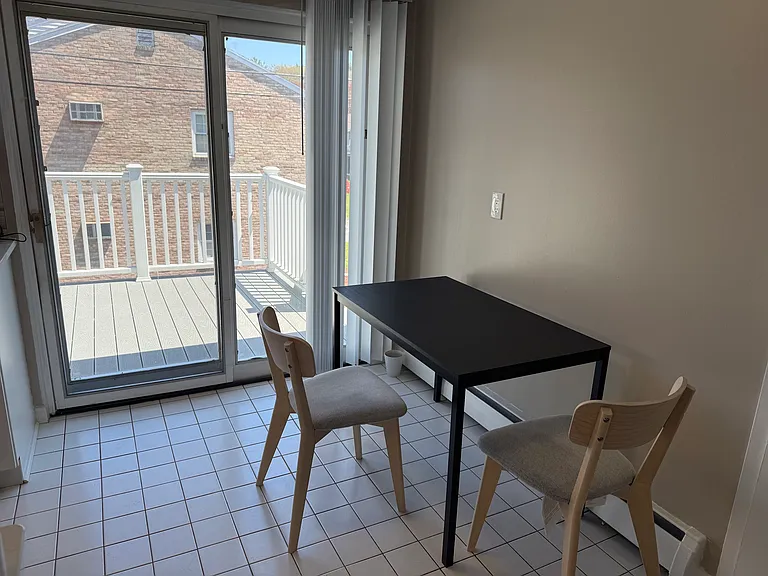 60A Washington Park Dr #3 — Photo 3