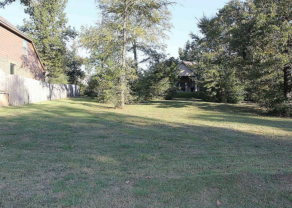 1st image of 213 Blue Hill Dr