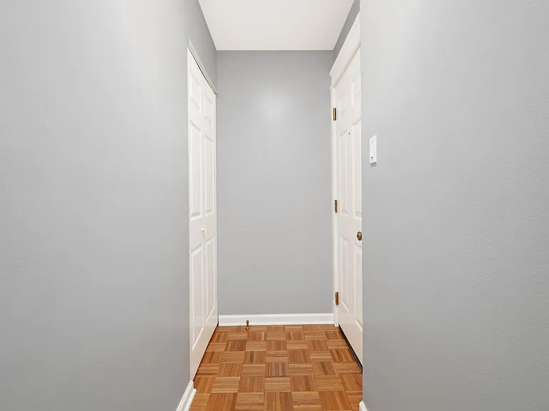 5803 Waterman Blvd #3W — Photo 15