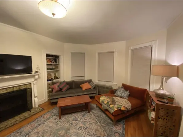 11 Preston St #1, Providence, RI 02906