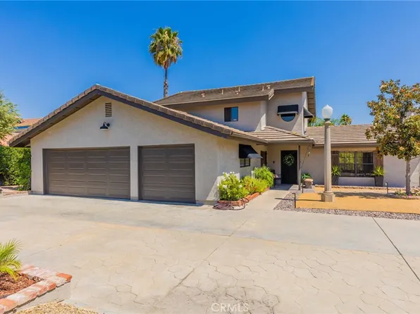 22620 Blue Teal Dr, Canyon Lake, CA 92587