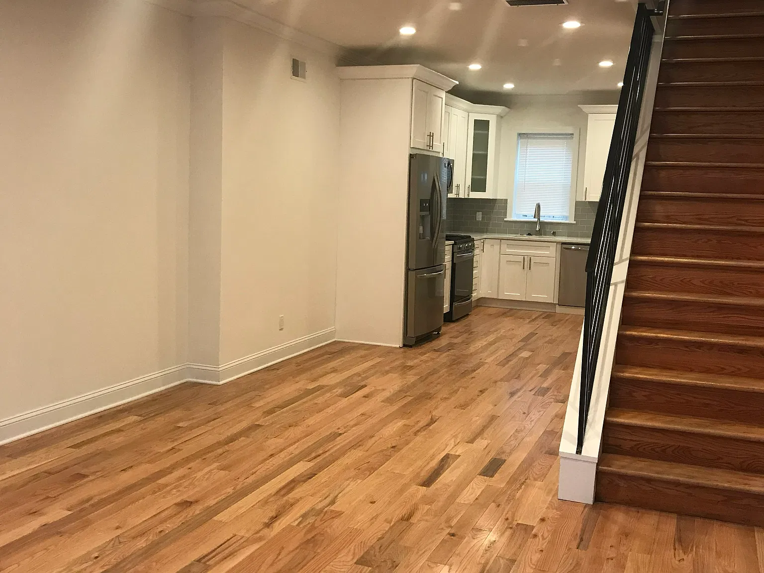 1244 S Dover St — Photo 2