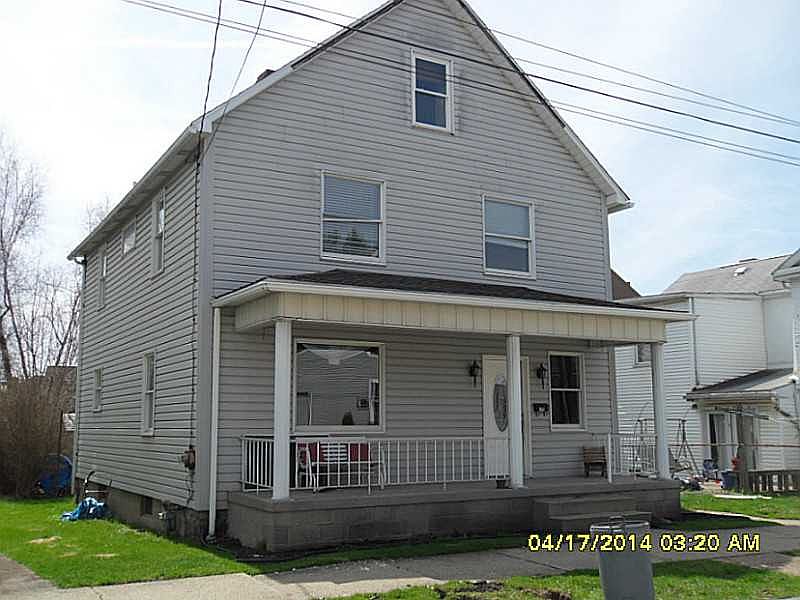 1st image of 108 E Brown St