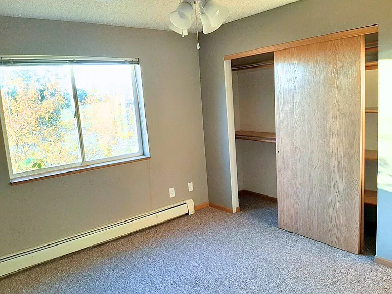 Red Oak 48-Unit (City View Apartments) — Photo 5