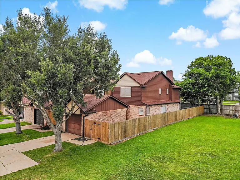 542 Birdsong Dr — Photo 21