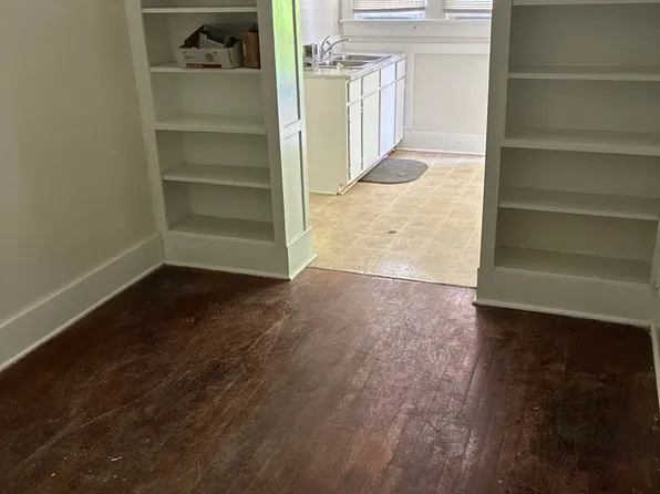 968 E Fortification St APT 2, Jackson, MS 39202