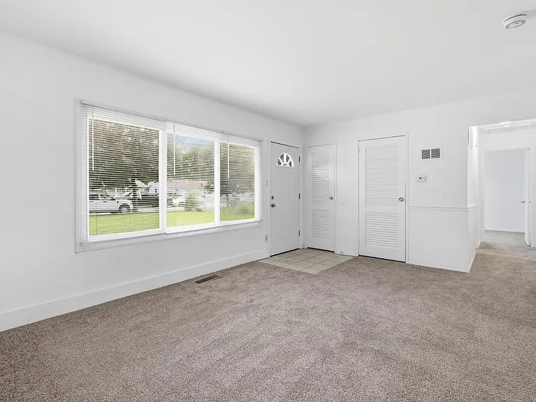 3315 175th Pl — Photo 8