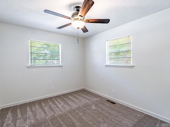 5th image of 7119 Redwood Dr