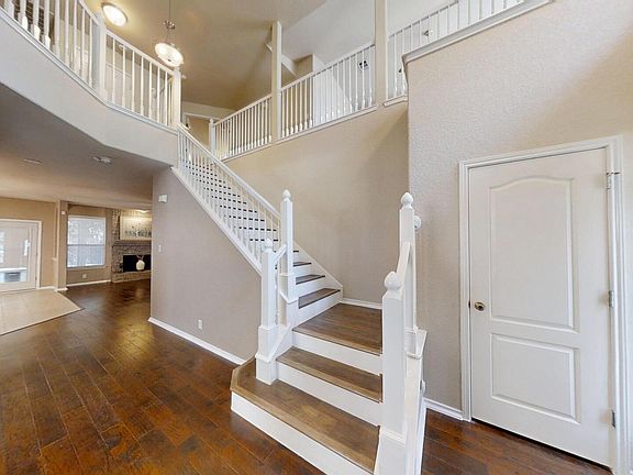 3rd image of 2629 Hansel Heights