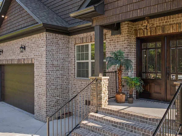 444 Ranch Rd, Rainsville, AL 35986
