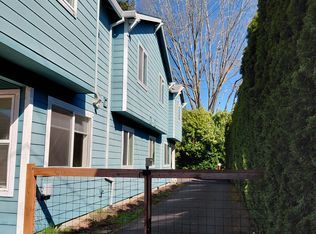 7235 SE Division St, Portland, OR 97206