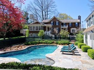 379 Round Hill Rd, Greenwich, CT 06831