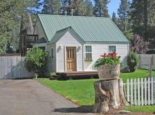 11228 Spring Ln, Truckee, CA 96161