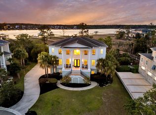 1720 Bowline Dr, Mount Pleasant, SC 29466