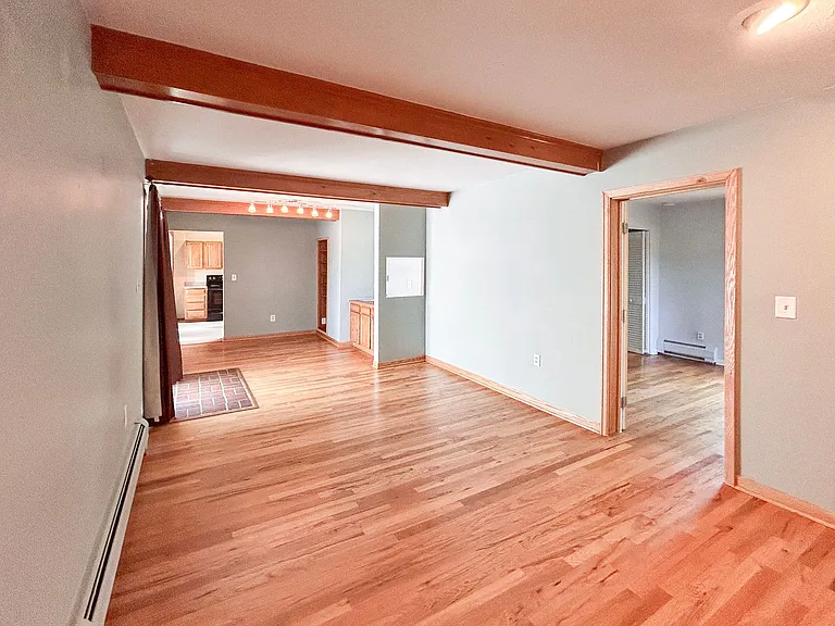 2890 Quay St — Photo 9