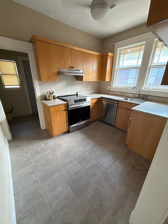 3538 Midland Ave - Property Image
