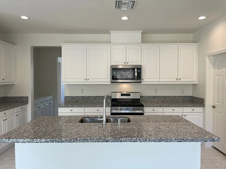 20649 Boxcar Ct — Photo 25