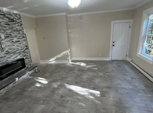 4 Emmett St #1, Spencer, MA 01562