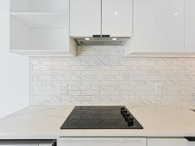 252 Church St #4708 — Photo 10