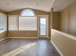 2222 Westmount Rd NW #2, Calgary, AB T2N3N4