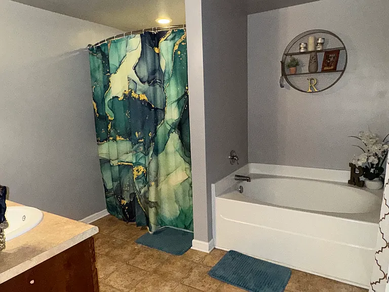211 Flowing Meadows Dr — Photo 9