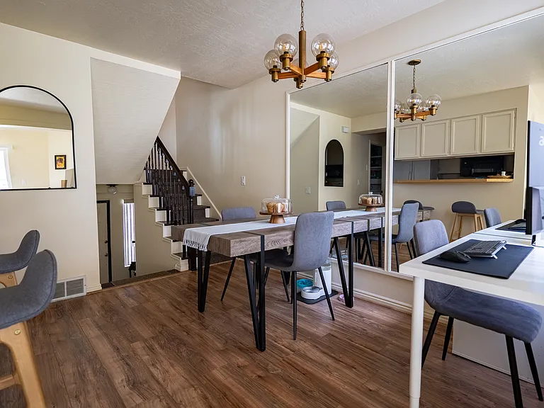 426 N Orchard Dr #17 — Photo 4
