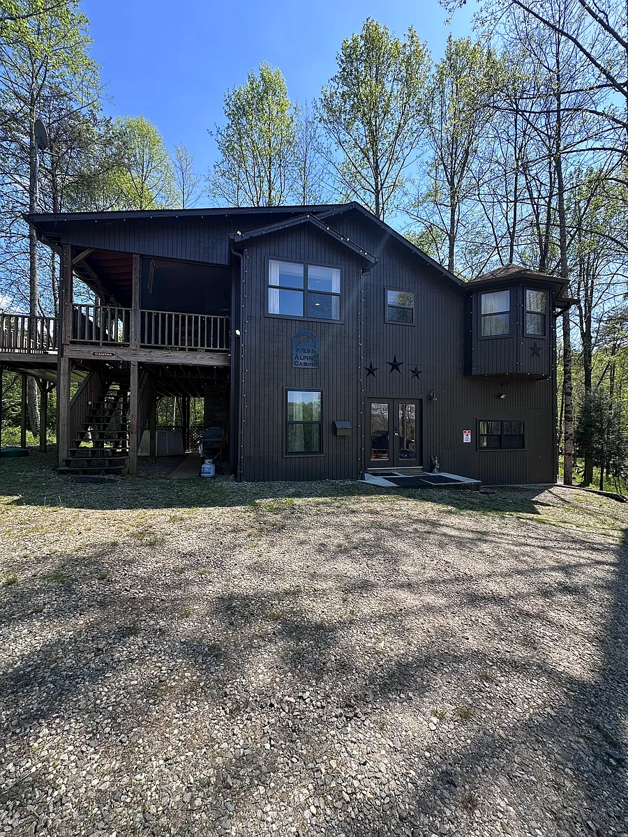 Building Photo - 77 Alpine Way #77