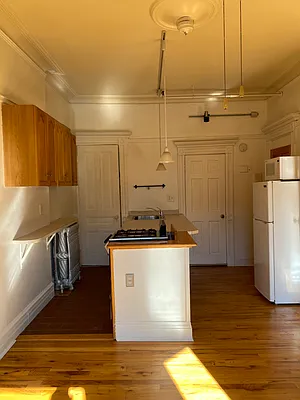 Rented by Farran & Associates | media 23