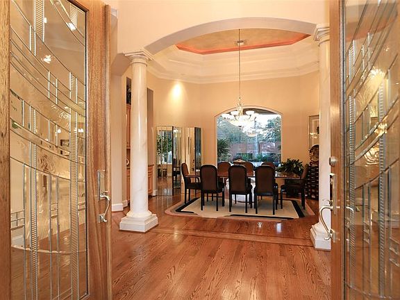 ESCAPE THROUGH THESE BEAUTIFUL ENTRY DOORS TO ARCHITECTURAL SOPHISTICATION