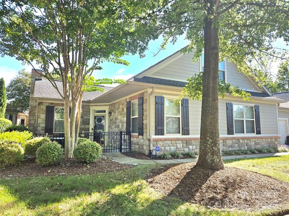 809 Ledgestone Ct