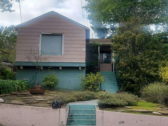 2nd image of 4145 Gregory St