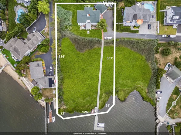 43 Columbus Dr, Monmouth Beach, NJ 07750