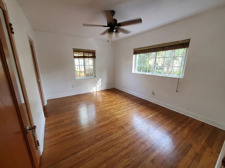 799 NE 70th St #0 — Photo 12