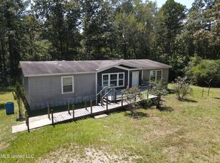 101 Pearl Hodge Rd, Laurel, MS 39443