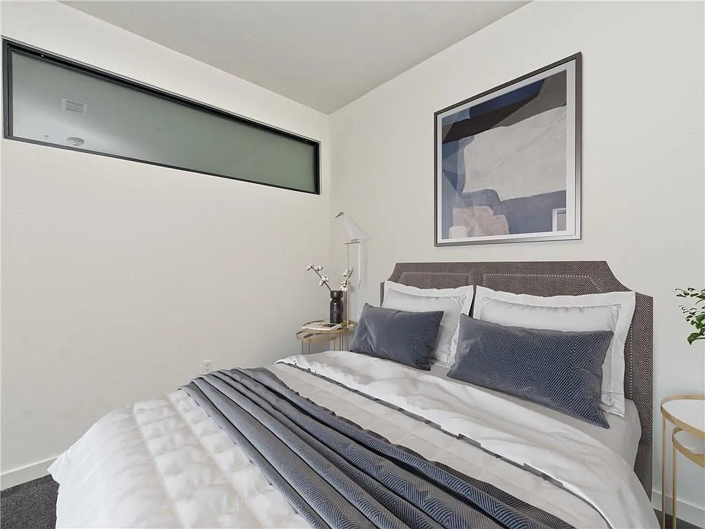 1 bed, 561 sqft, $1,765 — Photo 3