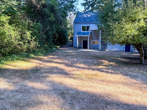 3rd image of 641 NW 180th St