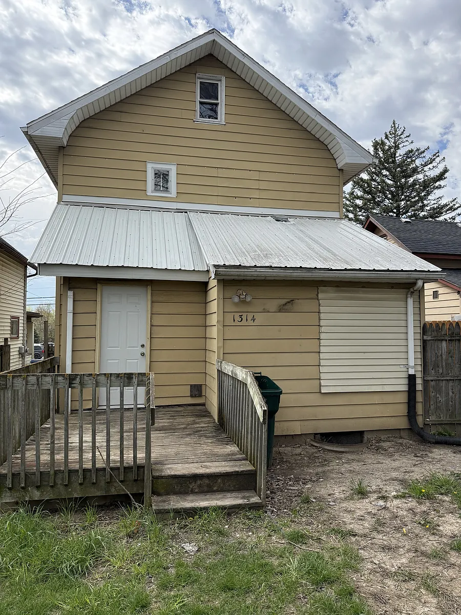 Building Photo - 1561 Massachusetts Ave