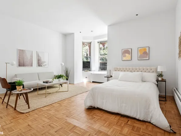 60 Pineapple Street 1F image 1 of 6