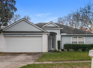 337 Island View Cir, Orange Park, FL 32073